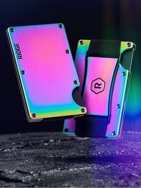 RIDGE WALLET 2.0 in Iridescent
SUS 304 | Matte PVD BEW IN BOX NIB NWT